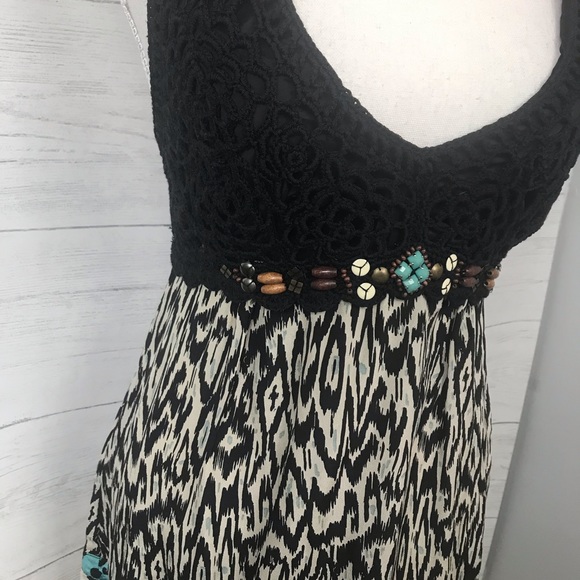 NANETTE LEPORE HALTER STYLE TOP - Picture 4 of 8